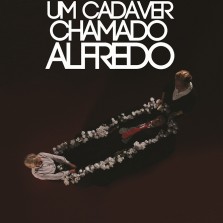UM CADAVER CHAMADO ALFREDO (2013)
